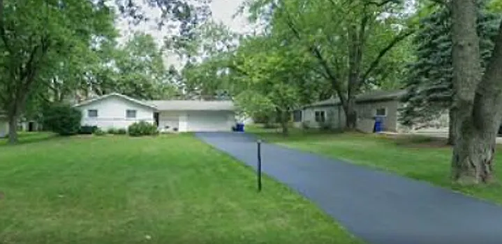 216 McCreey Ave photo 1
