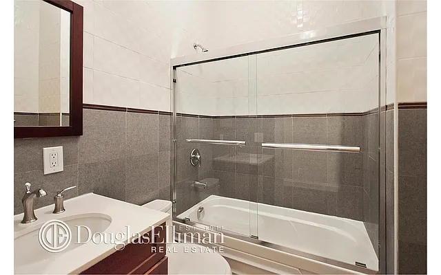 Rented by Douglas Elliman | media 7