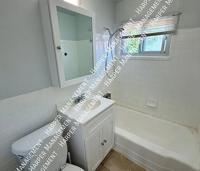 91 Hamilton Ave #18 — Photo 2