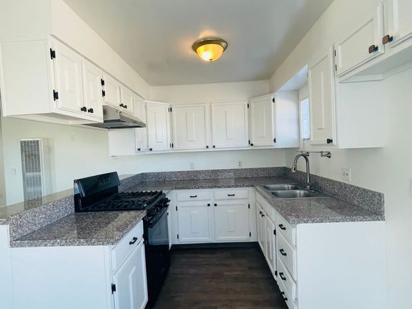 129 E Santa Anna St #B