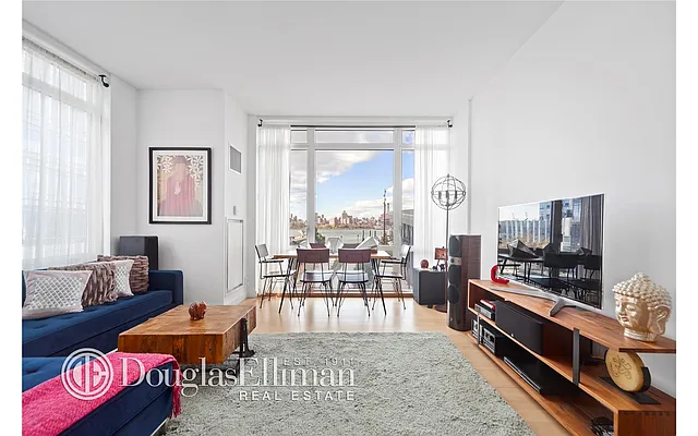 Rented by Douglas Elliman | media 22