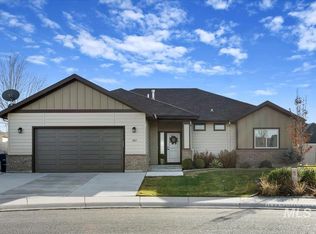 663 Lochsa Rd, Twin Falls, ID 83301