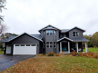 N7068 Sunrise Ln, Holmen, WI 54636