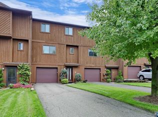 70 Metro Vista Dr, Hawthorne, NJ 07506