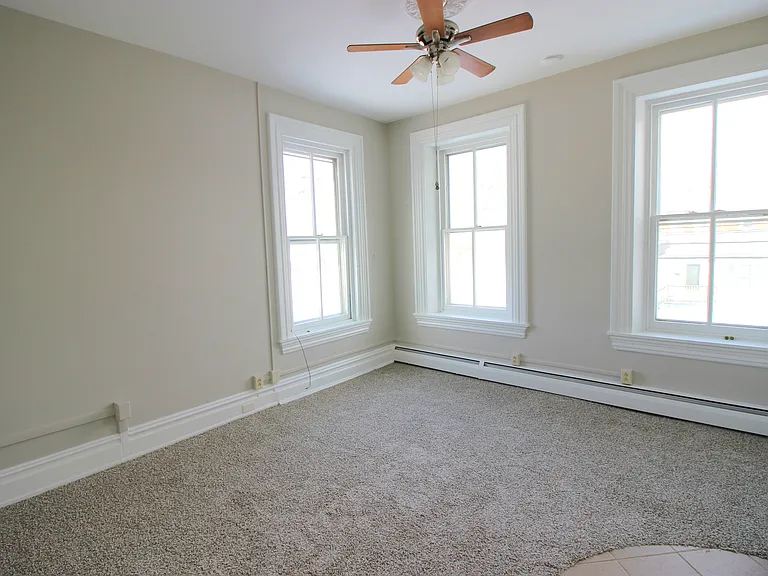 344 Hodgson St #3 — Photo 10