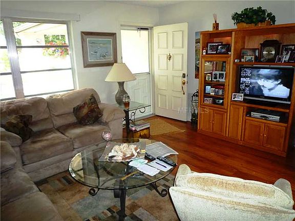 3rd image of 2922 Macalpin Dr S