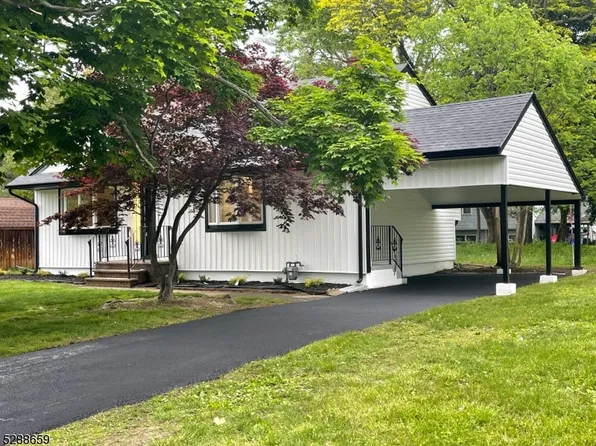 3 Kenneth Ct, Lincoln Park Boro, NJ 07035