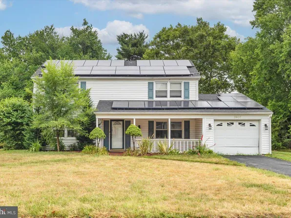 2607 Kingsley Ln, Bowie, MD 20715