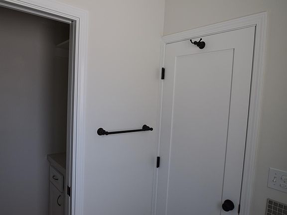 5th image of 1417 Marcelina Ave #2