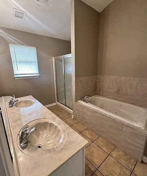7787 Parkview Cir W — Photo 17