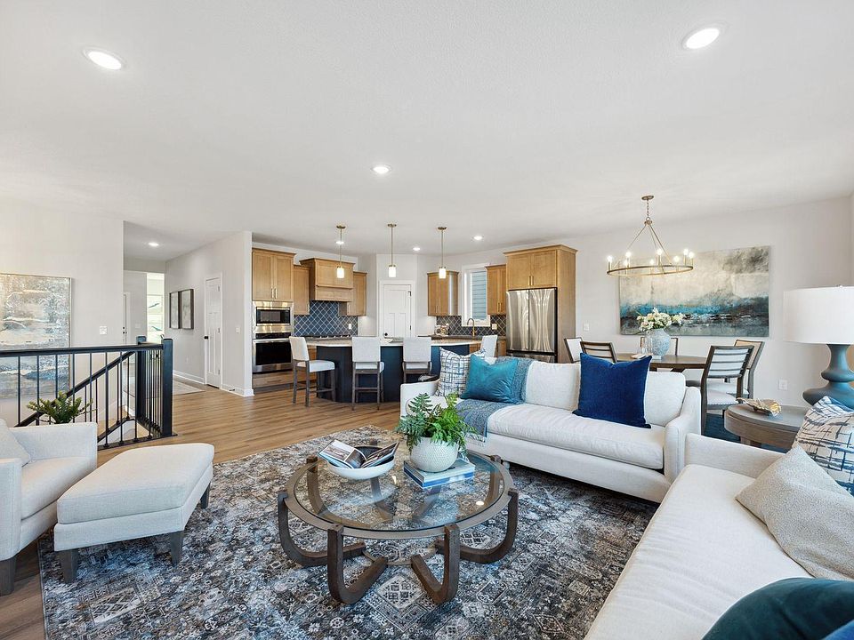 1st image of 1561 Applegate