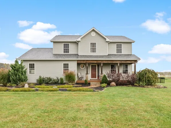 2160 Pickerington Rd, Carroll, OH 43112
