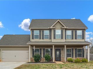 111 Slate Dr, Griffin, GA 30224