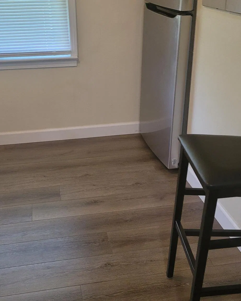 7445 Embury Ct — Photo 2