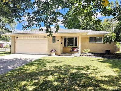 15212 Knolson St, Livonia, MI, 48154