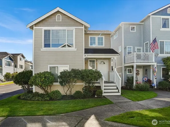 11220 3rd Avenue E, Tacoma, WA 98445