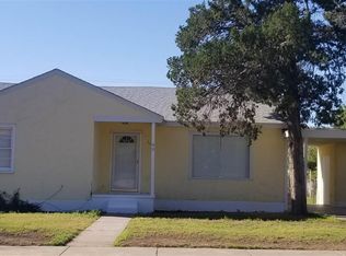 1111 W Bullock Ave, Artesia, NM 88210
