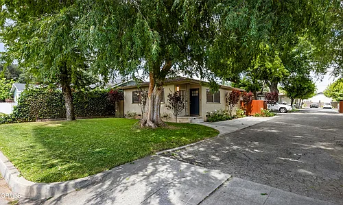 420 Violet Ave Photo 1