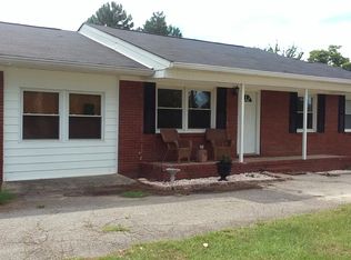 879 Jones Rd, Byron, GA 31008