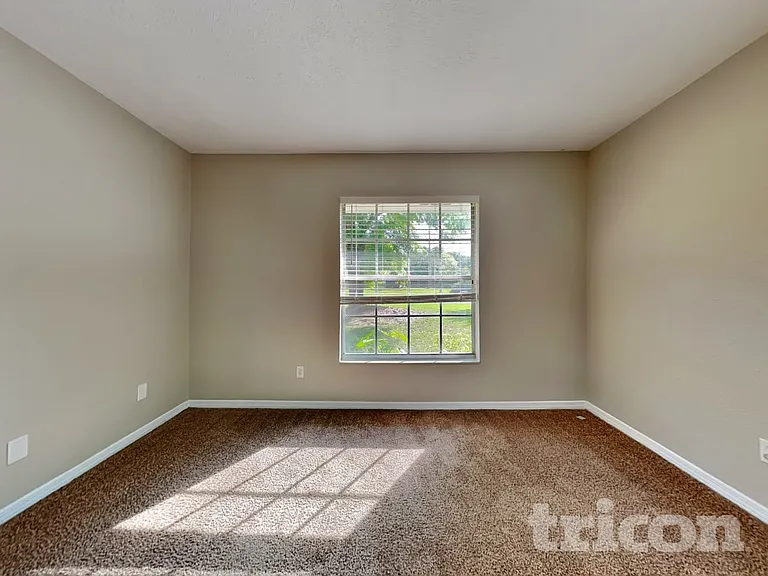 1807 N Waterman Dr — Photo 7