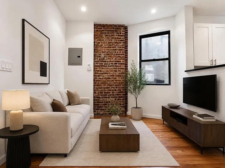 941 Amsterdam Ave #5W — Photo 7