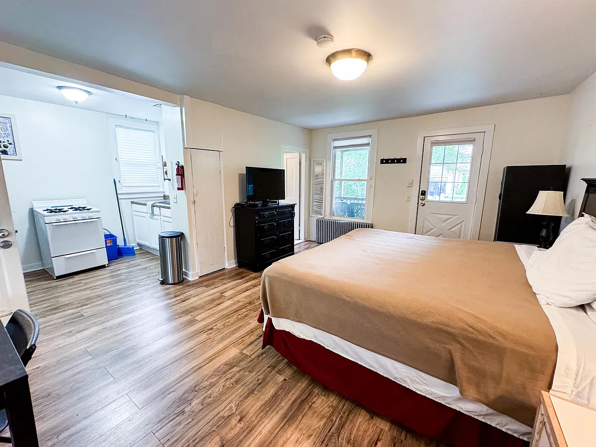 Building Photo - 335 Cascadilla St #1B
