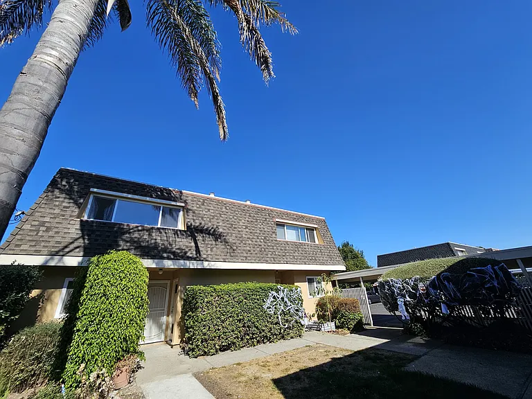 2055 Aldengate Way #4 — Photo 20