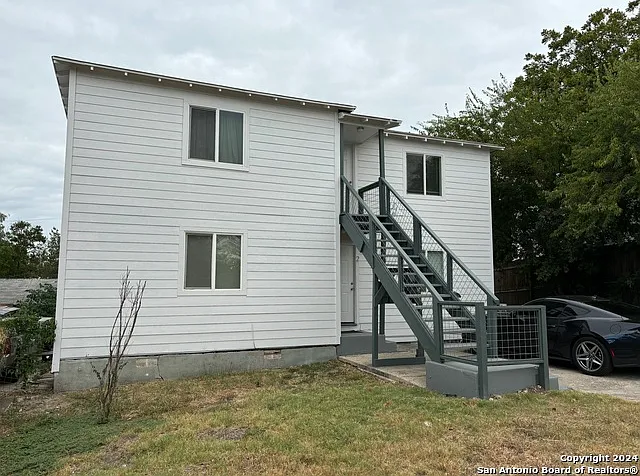 417 Eleanor Ave #4
