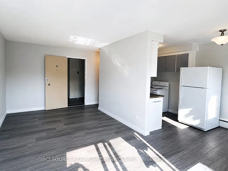 333 Gibb St #16 — Photo 2