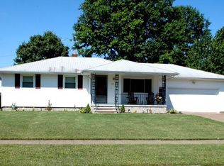 5114 Williamsburg Dr, Lorain, OH 44053