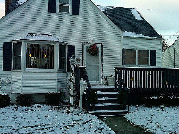 2nd image of 207 Venetian Blvd