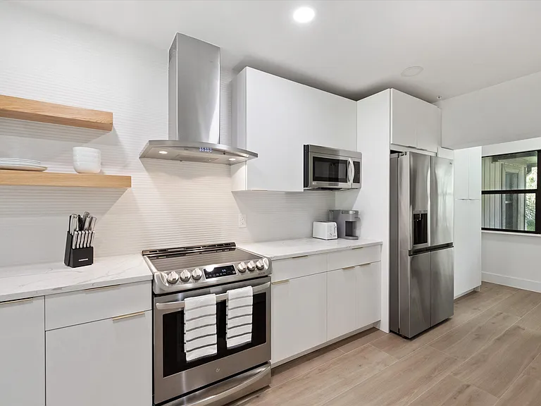 2810 Polo Island Dr #C203 — Photo 5