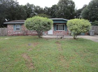 5557 Mulat Rd, Milton, FL 32583