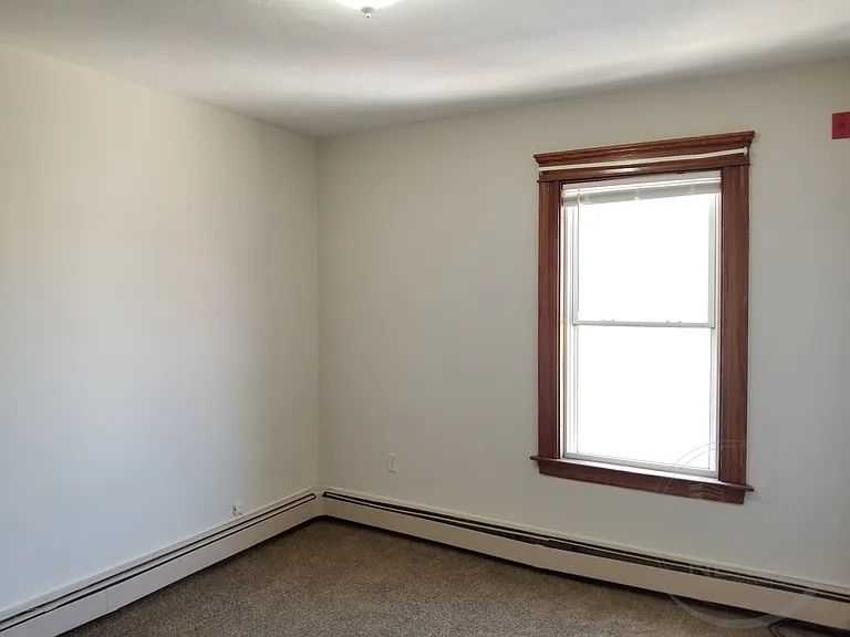  59 Sweet Ave 2ndFlr 2B/1B Spacious Hardwoods FreshPaint PetOK Laundry — Photo 19