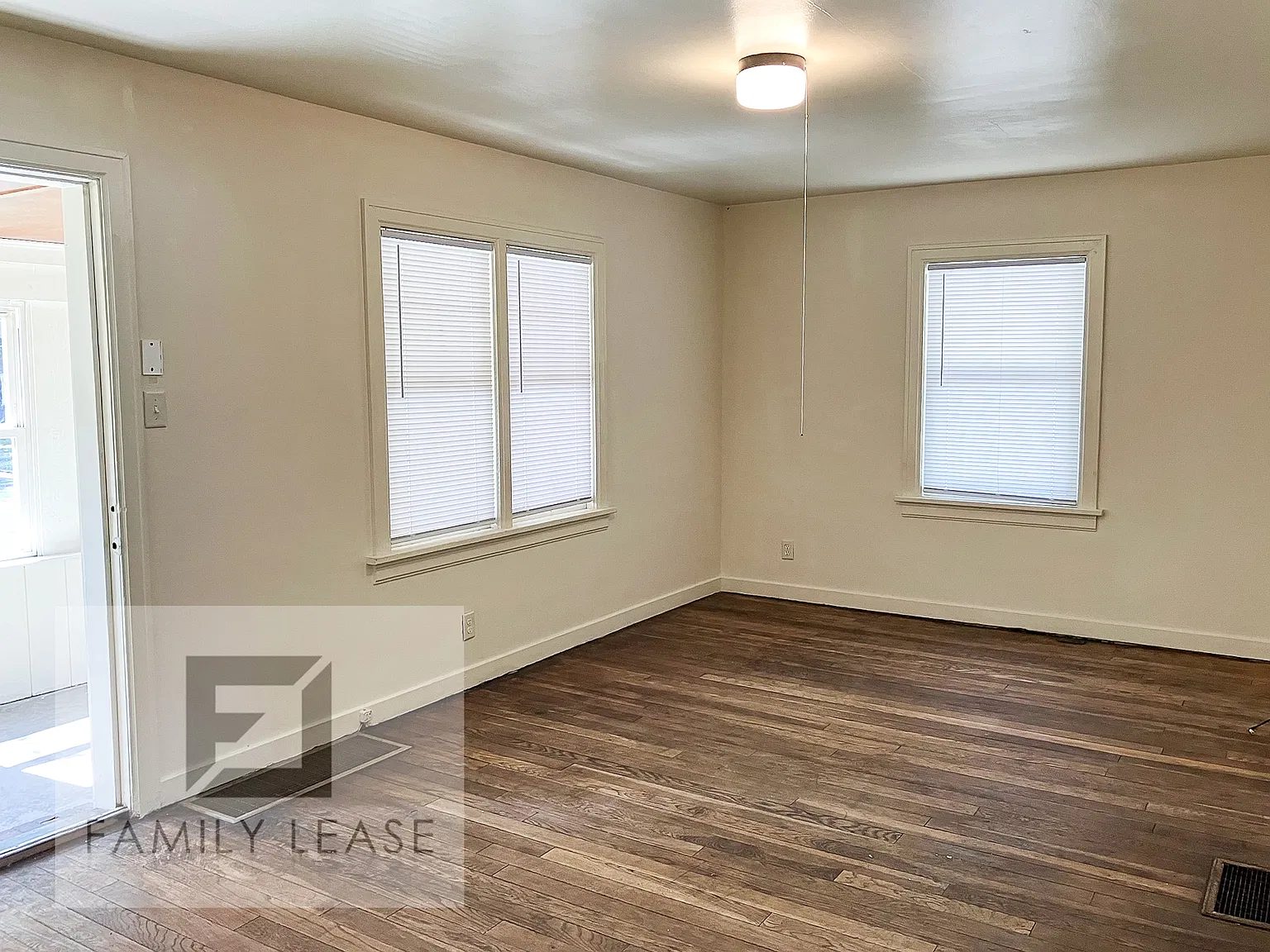 3 bed, 1012 sqft, $1,195 — Photo 3