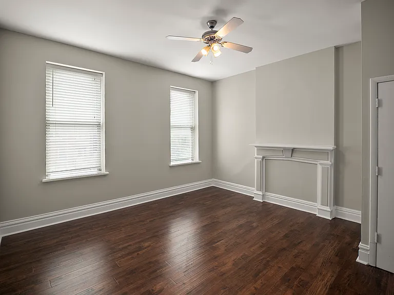 Large East facing livingroom with natural light and extra space for office, reading nook, plant haven, or cat tree