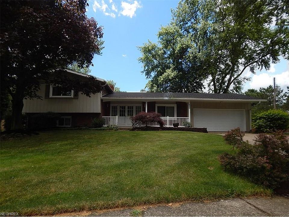 1st image of 250 Wren Way