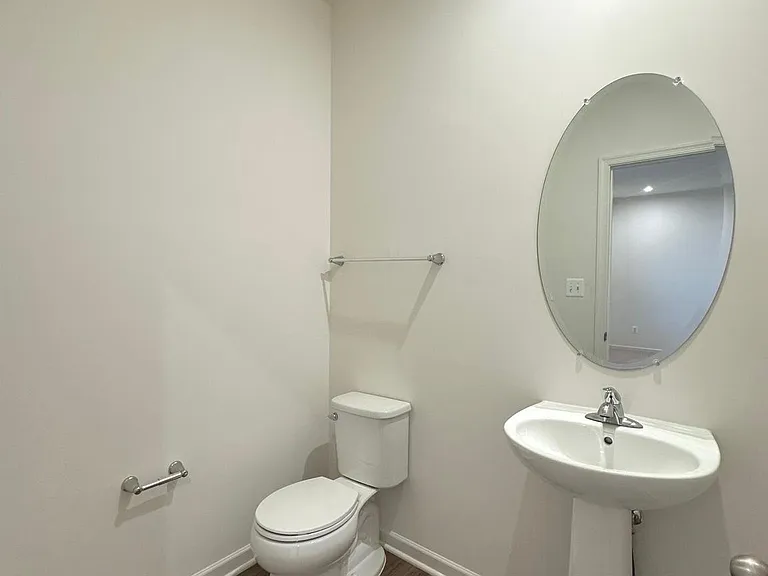 93 Stafford Pl — Photo 30
