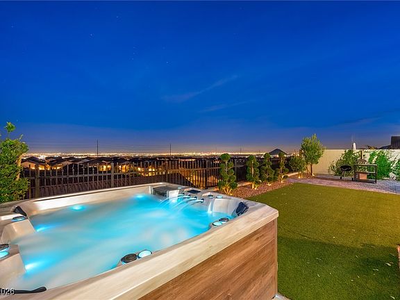3rd image of 6514 Corsari Ridge St
