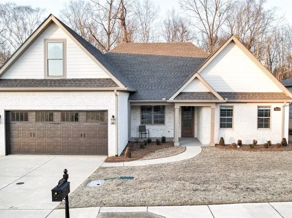 3030 Mill Lakes Rdg, Opelika, AL 36801