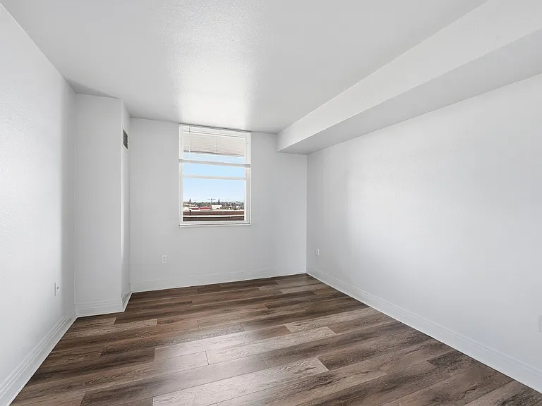 601 W 11th Ave #714 — Photo 9