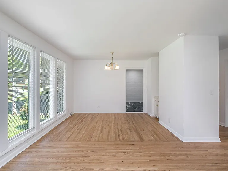 3817 Augusta Dr — Photo 7