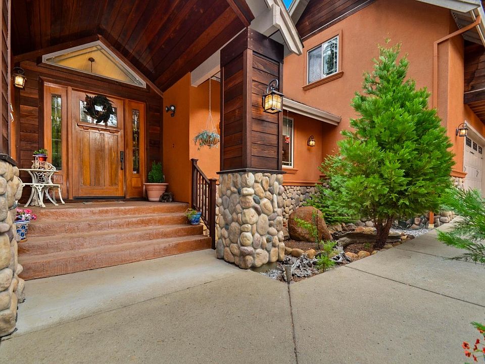 1st image of 16890 Fairview Ct