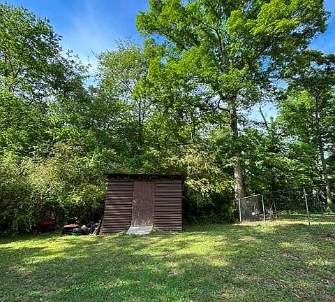5th image of 265 Pleasant Valley Rd NW