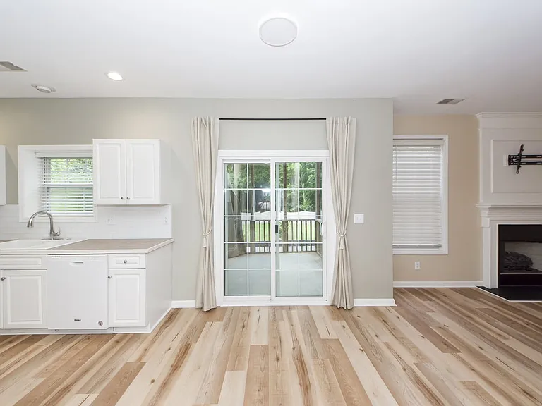 112 Tanglewood Cir — Photo 4