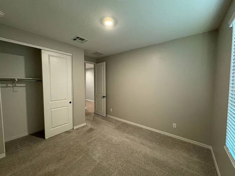 9353 E Saturn Ave — Photo 17