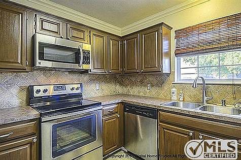 4th image of 6509 Aires Dr