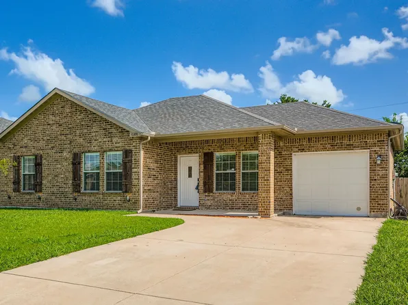 4909 Henry St, Greenville, TX 75401