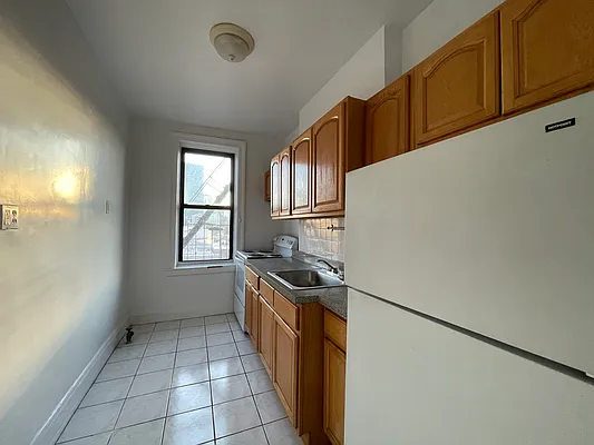 Rented by Oxford Property Group | media 29