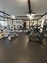 5th image of 3760 Inverrary Dr APT 2R